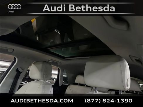 Used 2020 Audi Q3 2.0T Premium Plus image 26