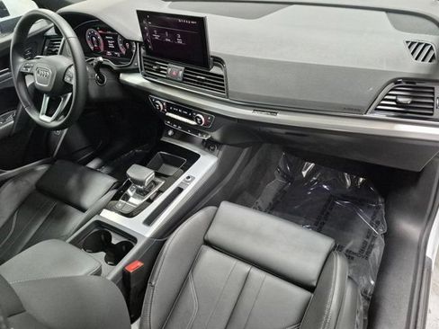 Certified 2025 Audi Q5 2.0T Premium w/ Convenience Plus Package AWD/4WD image 19