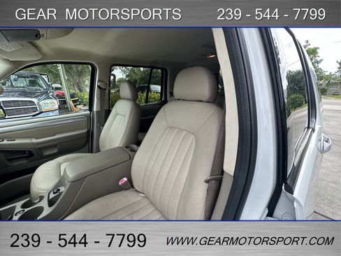 Used 2005 Mercury Mountaineer Convenience image 25