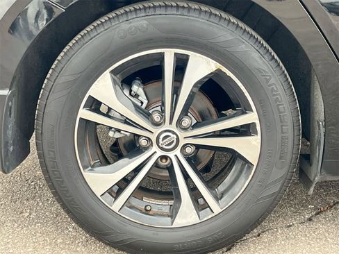 Used 2021 Nissan Sentra SV image 13