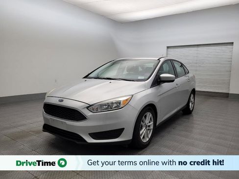 Used 2018 Ford Focus SE image 1