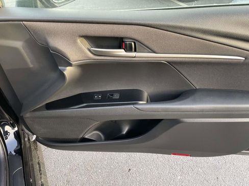 Used 2025 Toyota Camry LE image 46