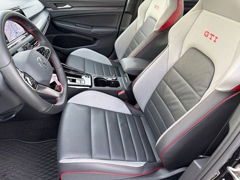Used 2024 Volkswagen GTI Autobahn image 31