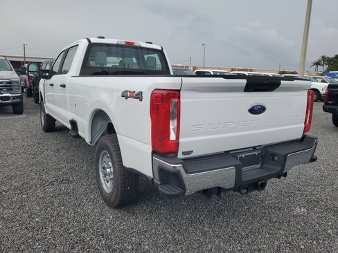 New 2026 Ford F250 XL w/ XL Chrome Package image 7