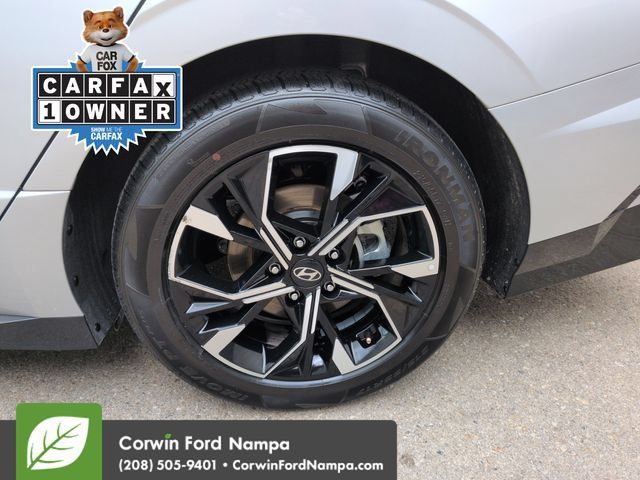 Used 2025 Hyundai Sonata SEL FWD image 31