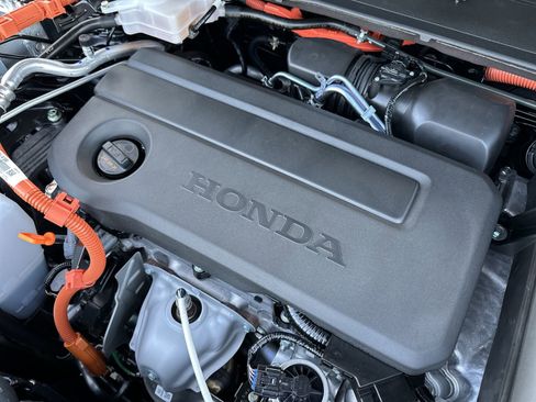 Used 2026 Honda CR-V Sport image 11
