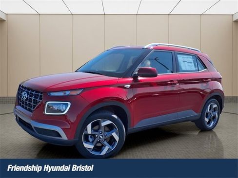 New 2025 Hyundai Venue Limited image 1