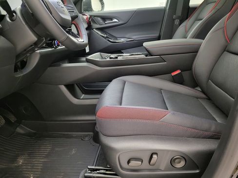 New 2026 Chevrolet Equinox RS image 3