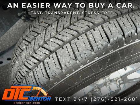 Used 2025 RAM 2500 Big Horn AWD/4WD image 35