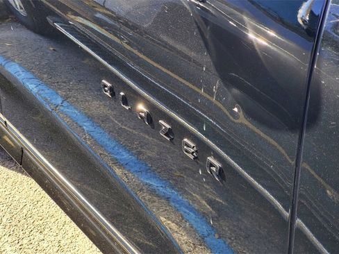 Used 2025 Chevrolet Blazer RS image 5