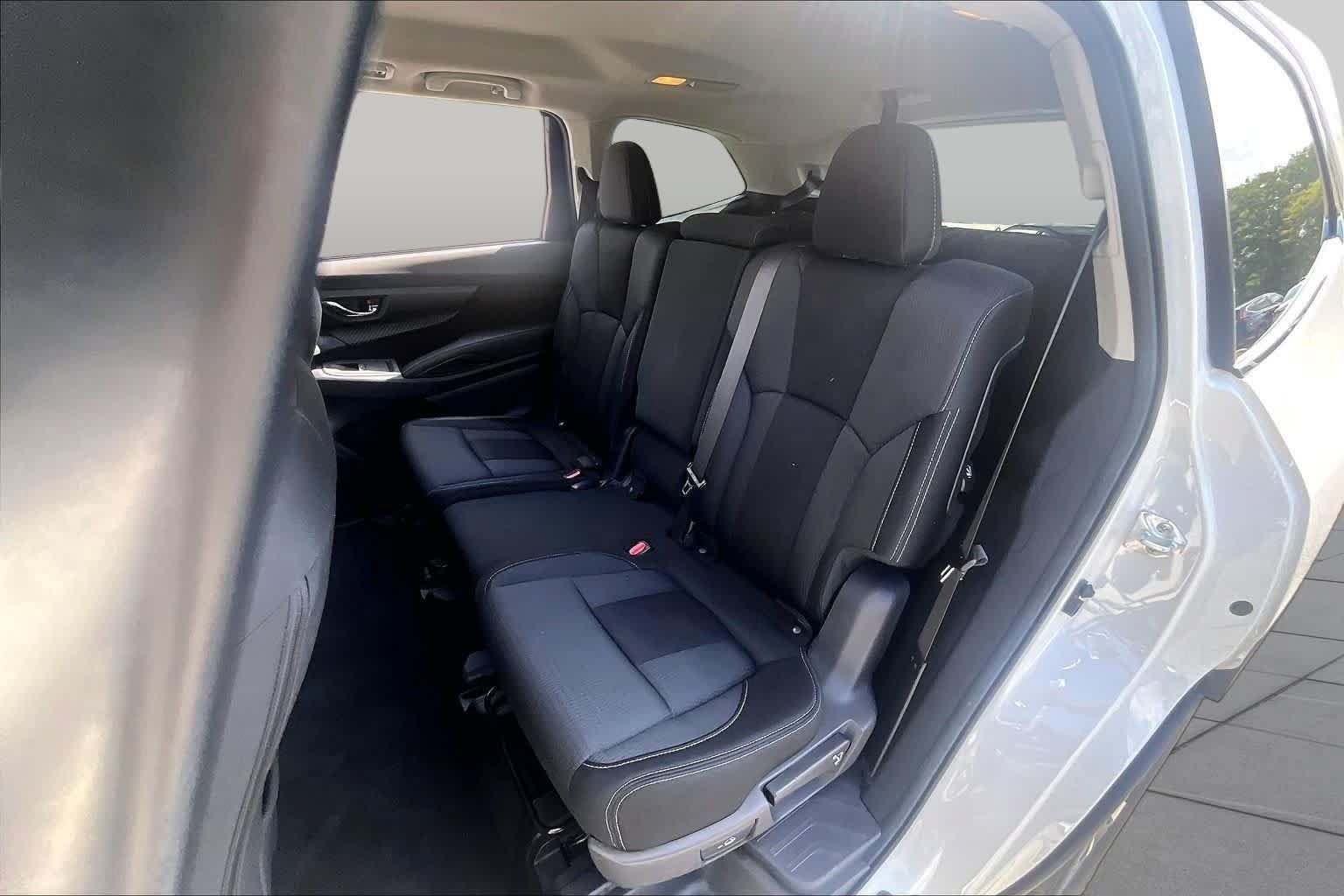 Used 2023 Subaru Ascent Premium w/ Convenience Package AWD/4WD image 19