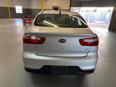 Used 2016 Kia Rio LX image 3