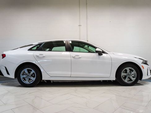 Used 2022 Kia K5 LXS FWD image 31