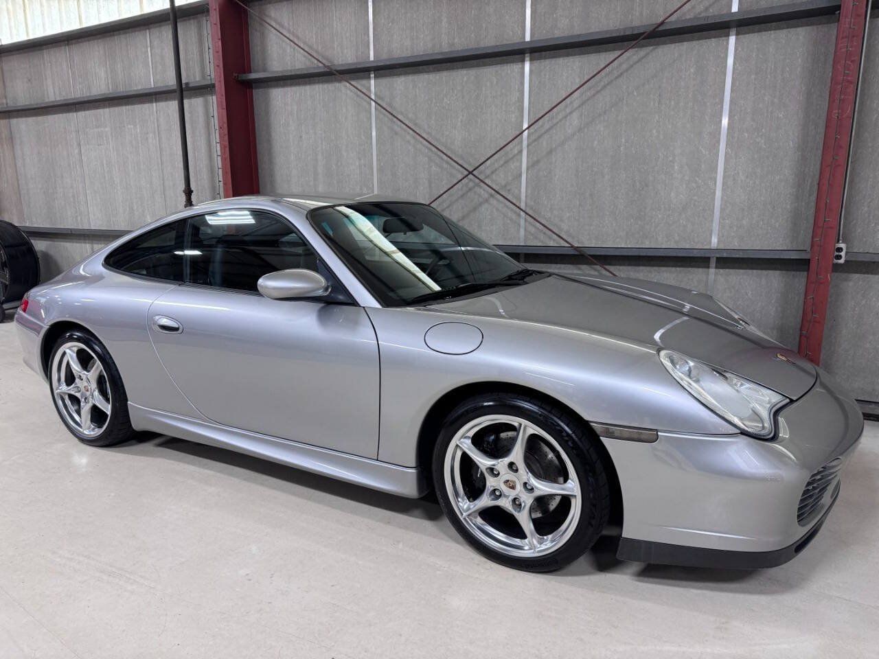 Used 2004 Porsche 911 40th Anniversary RWD image 15