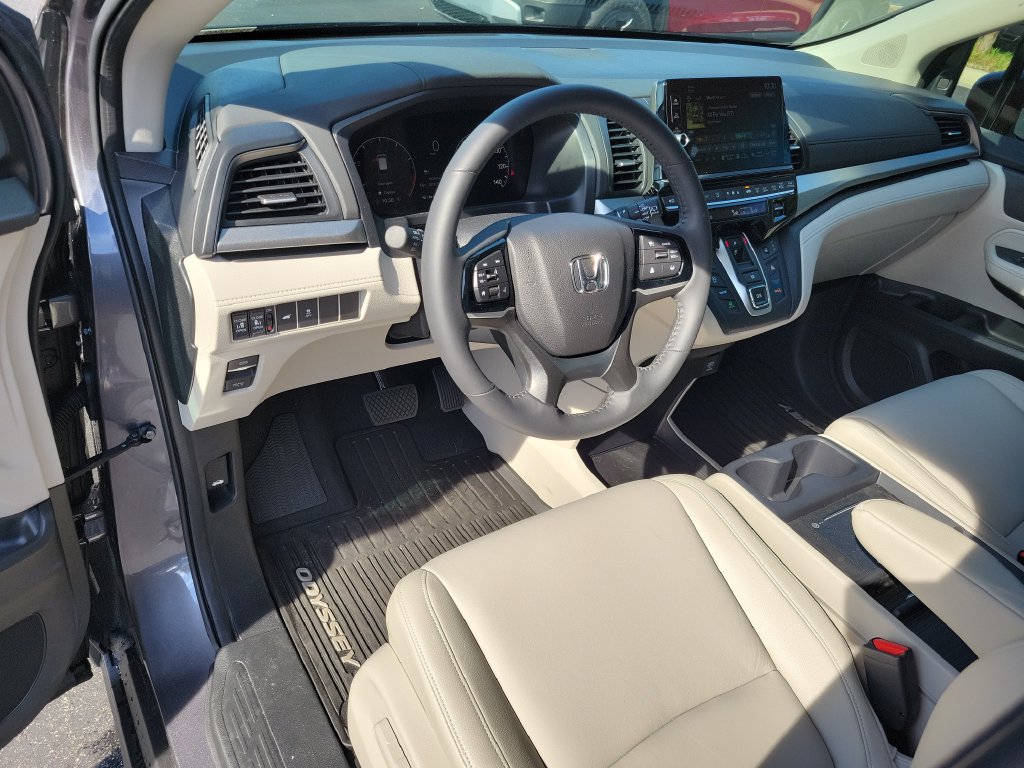 Certified 2026 Honda Odyssey EX-L image 25