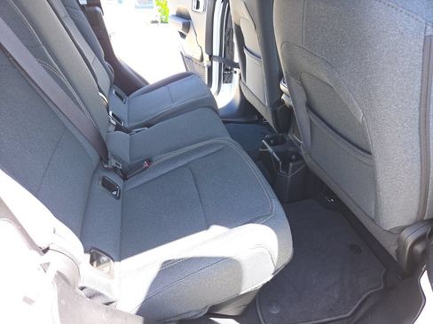 Certified 2025 Jeep Gladiator Sport AWD/4WD image 22