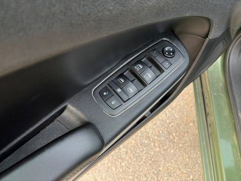 Used 2021 Dodge Charger SXT w/ Leather Interior Group image 19