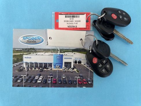 Used 2012 Toyota Sienna LE image 4