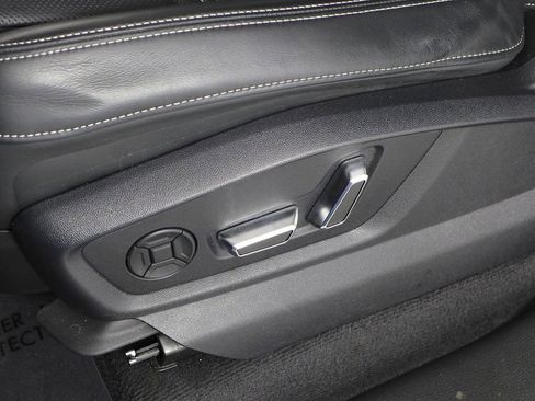 Used 2023 Audi SQ8 Premium Plus image 23