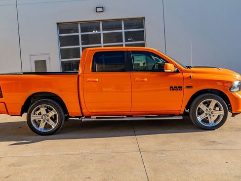 Used 2017 RAM 1500 Sport w/ Ignition Orange Sport Package image 10