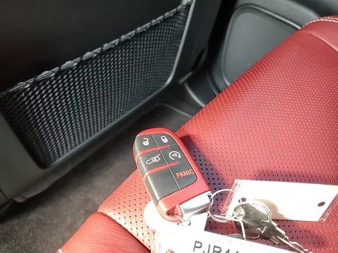 Used 2023 Dodge Durango SRT Hellcat image 27