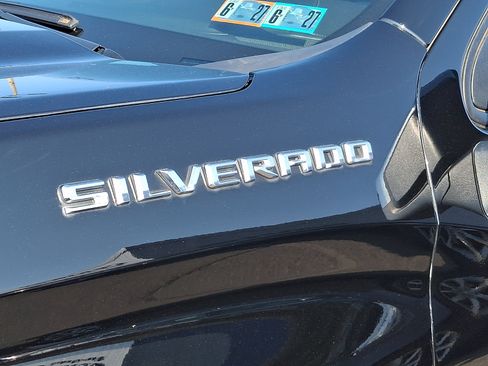 Used 2023 Chevrolet Silverado 1500 LT AWD/4WD image 31
