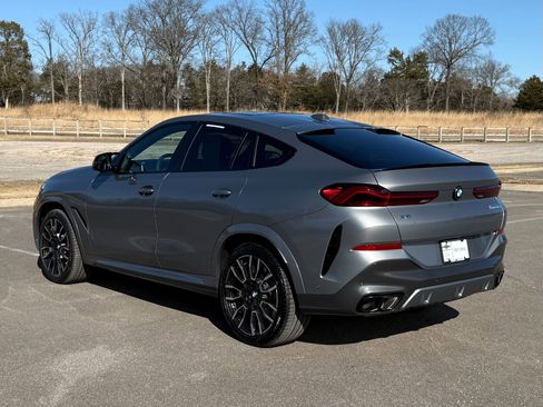 Used 2026 BMW X6 M60i w/ Climate Comfort Package image 4