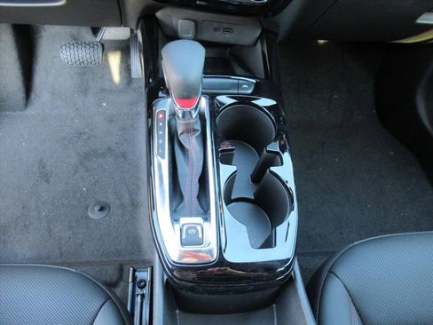 New 2026 Chevrolet Trax RS w/ Sunroof Package image 21