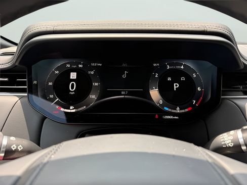 Certified 2025 Land Rover Range Rover Sport SE AWD/4WD image 18