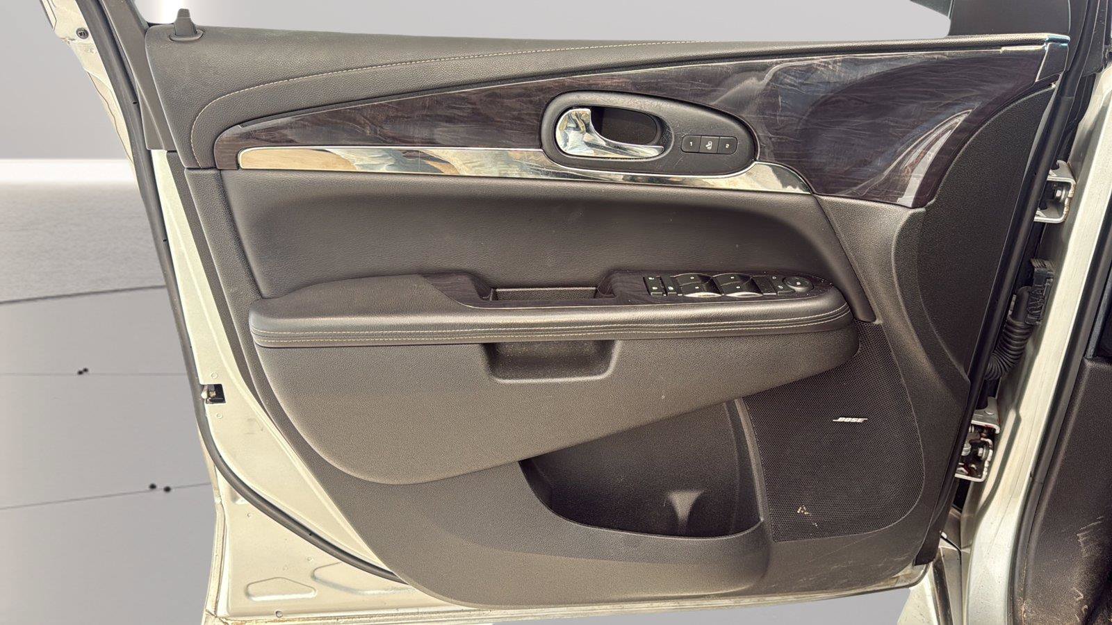 Used 2017 Buick Enclave Leather AWD/4WD image 21