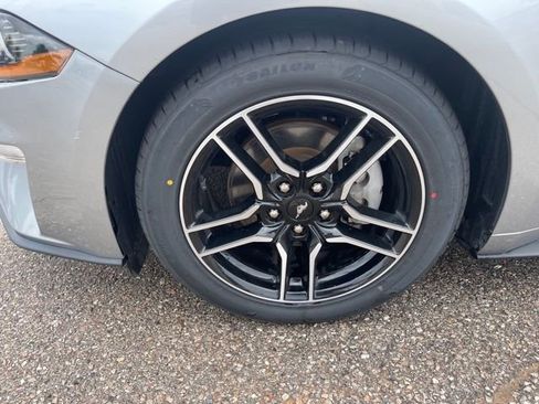 Used 2022 Ford Mustang Premium image 10