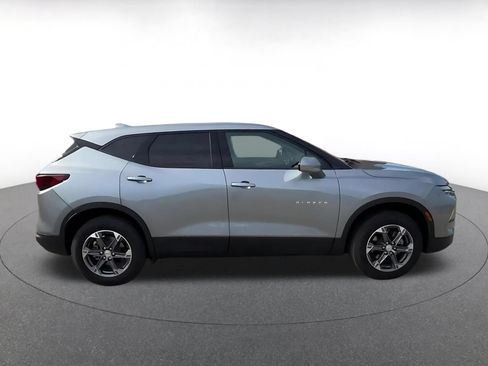 Used 2026 Chevrolet Blazer LT AWD/4WD image 13