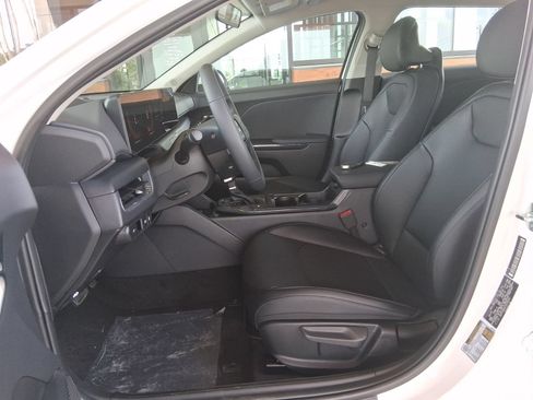 New 2026 Kia K4 EX FWD image 20