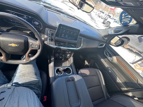 Used 2022 Chevrolet Suburban High Country image 30