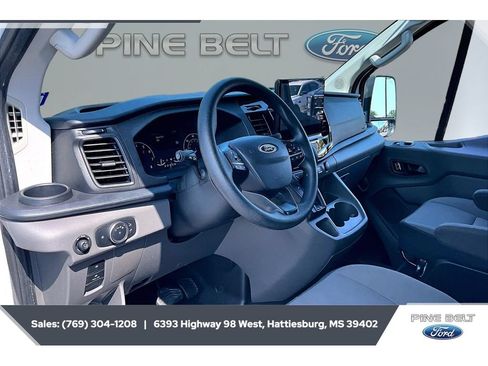 Used 2023 Ford Transit 350 XLT RWD image 12
