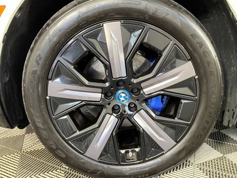 Certified 2024 BMW iX xDrive50 w/ Sport Package AWD/4WD image 13