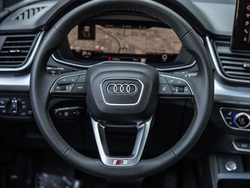 Used 2025 Audi Q5 2.0T Premium Plus AWD/4WD image 14