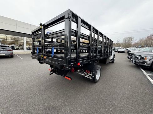 New 2025 Ford F550 2WD Regular Cab Super Duty w/ XL Chrome Package image 5