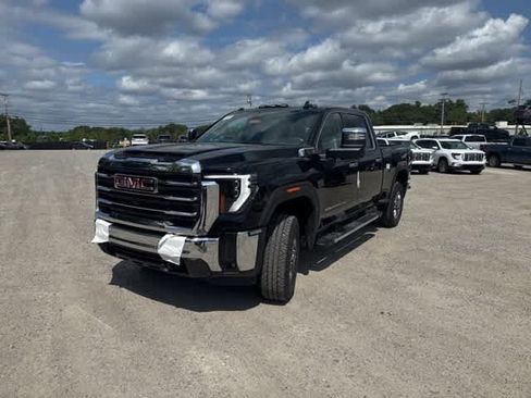 New 2026 GMC Sierra 2500 SLT w/ SLT Premium Package image 3