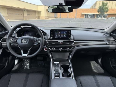 Used 2021 Honda Accord EX image 16