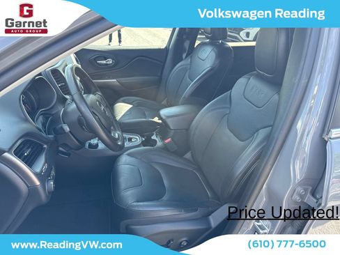 Used 2021 Jeep Cherokee Latitude Lux w/ Trailer Tow Group AWD/4WD image 10