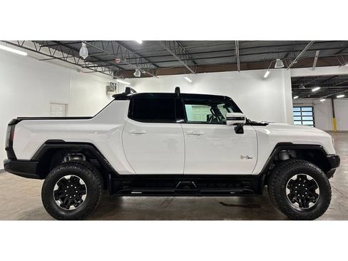 Used 2023 GMC Hummer EV Edition 1 AWD/4WD image 9