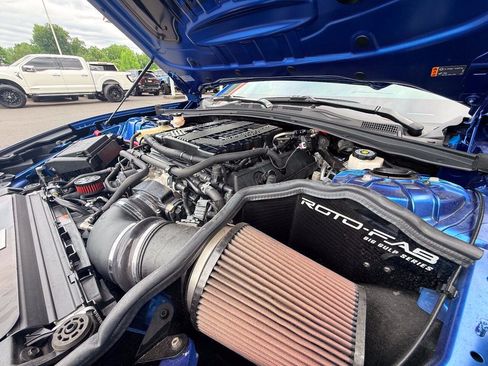 Used 2018 Chevrolet Camaro ZL1 RWD image 40