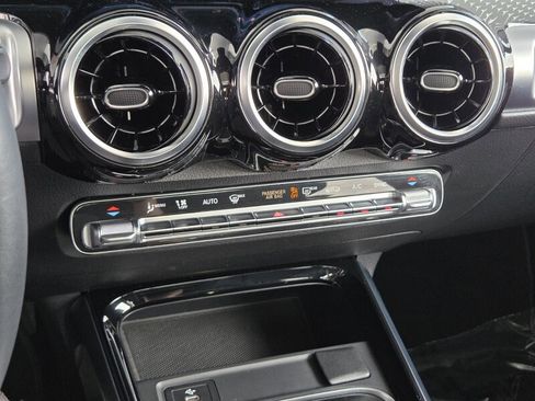 Certified 2026 Mercedes-Benz GLB 250 image 32