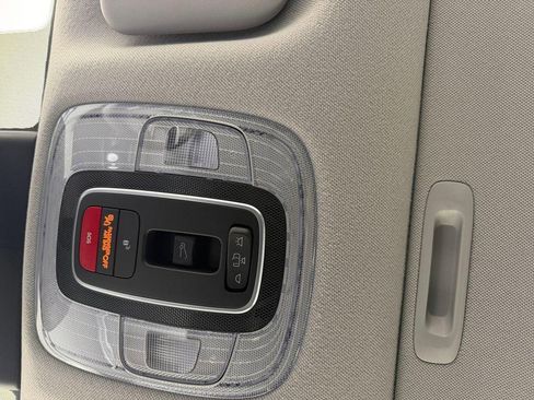 New 2026 Hyundai Elantra Limited image 24