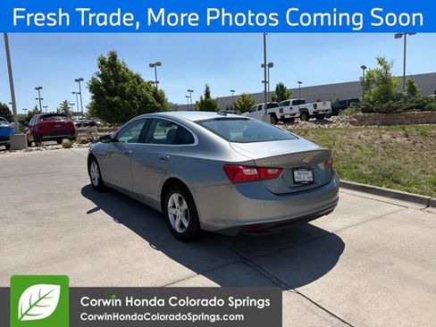 Used 2024 Chevrolet Malibu LT FWD image 5