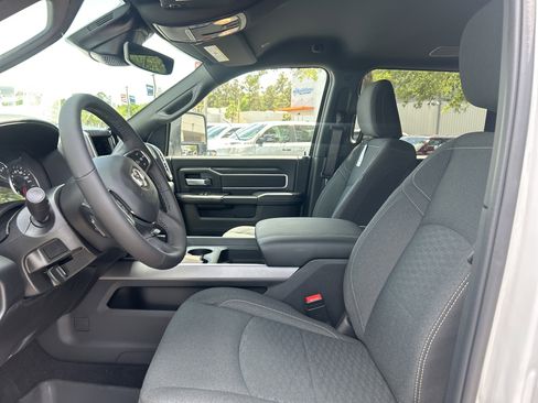 New 2026 RAM 3500 Big Horn AWD/4WD image 13