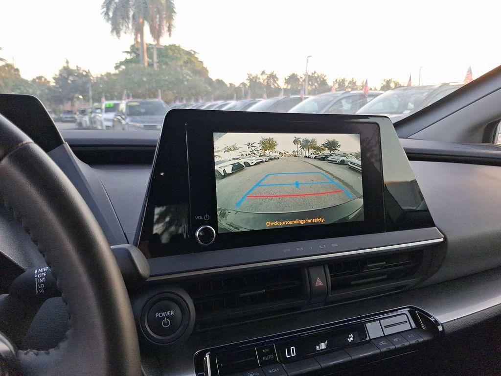 Used 2025 Toyota Prius LE FWD image 26