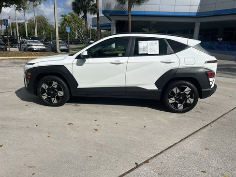 Used 2025 Hyundai Kona SEL FWD image 16