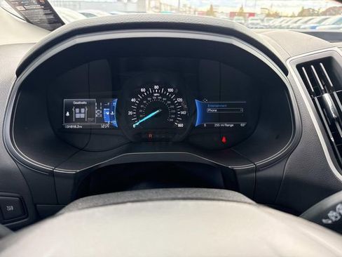 Used 2024 Ford Edge SEL image 39